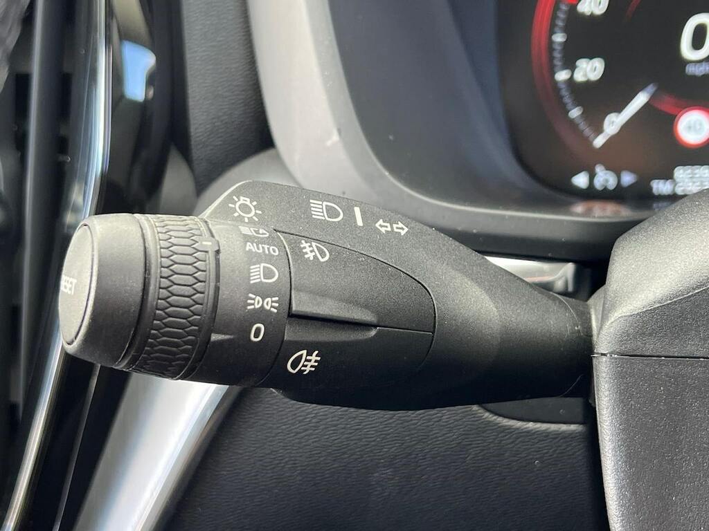 Volvo XC60 Xc60 Momentum Pro D4 Red #27