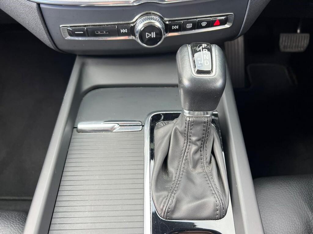 Volvo XC60 Xc60 Momentum Pro D4 Red #13
