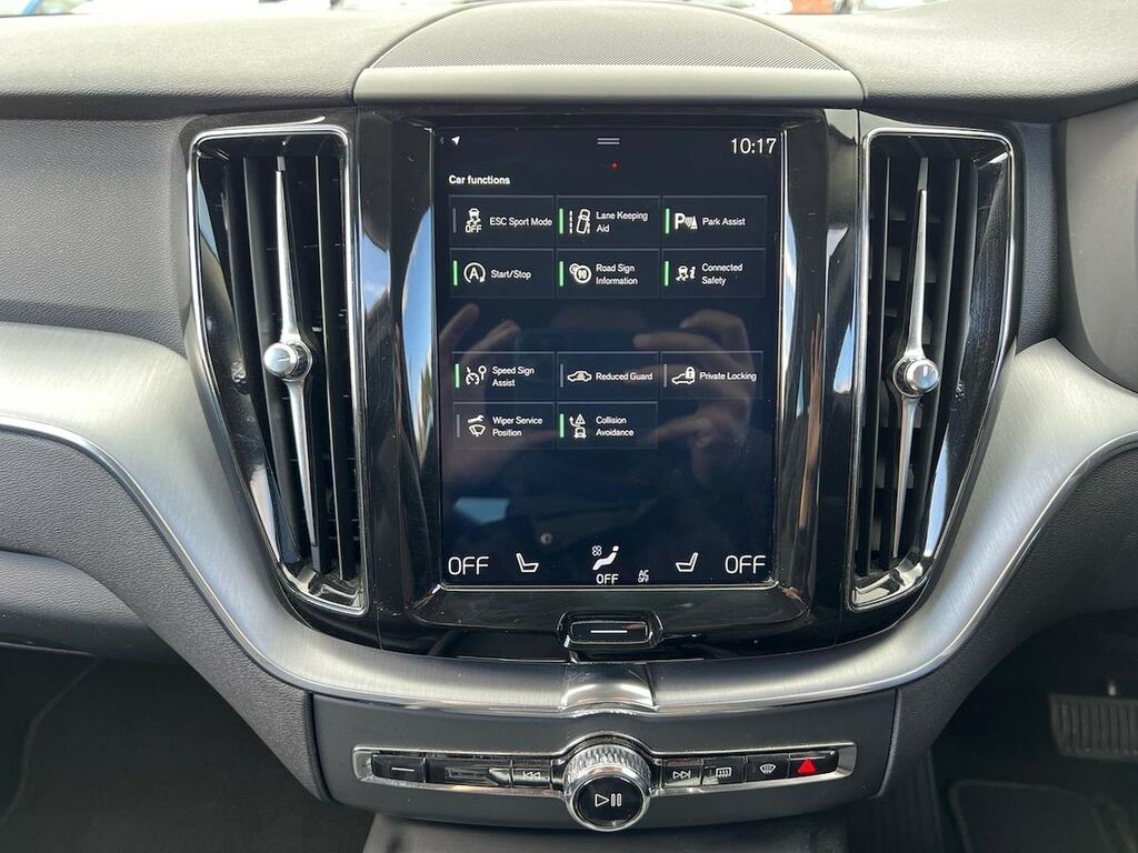 Volvo XC60 Xc60 Momentum Pro D4 Red #24