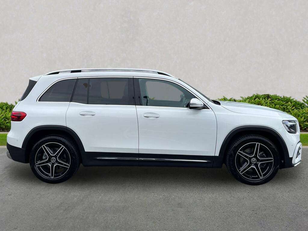 Mercedes-Benz GLB Class Glb 200D Amg Line Executive 8G-tronic #3