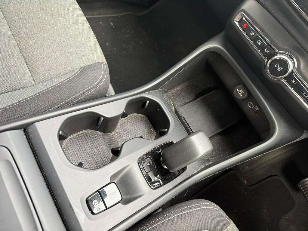 Volvo XC40 Plus, B3 Mild Hybrid, Dark White #13
