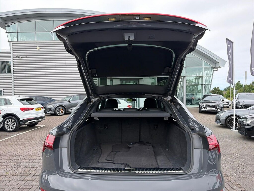 Audi Q8 e tron 250Kw 50 Quattro 95Kwh Black Edition Grey #17