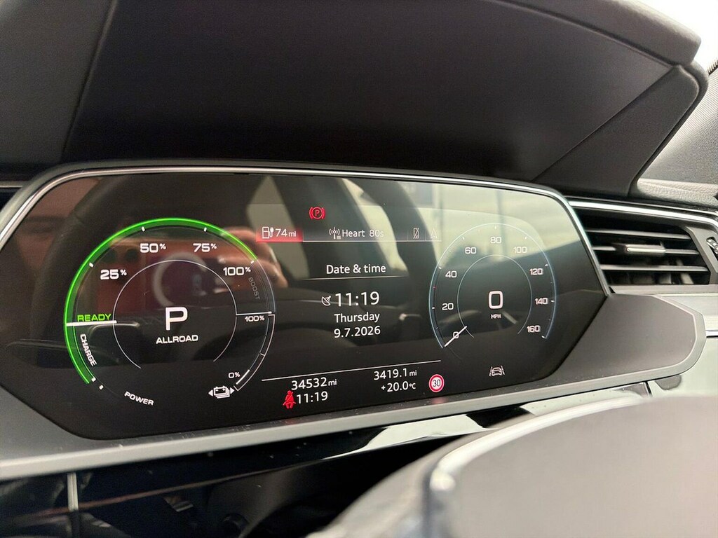 Audi Q8 e tron 250Kw 50 Quattro 95Kwh Black Edition Grey #10