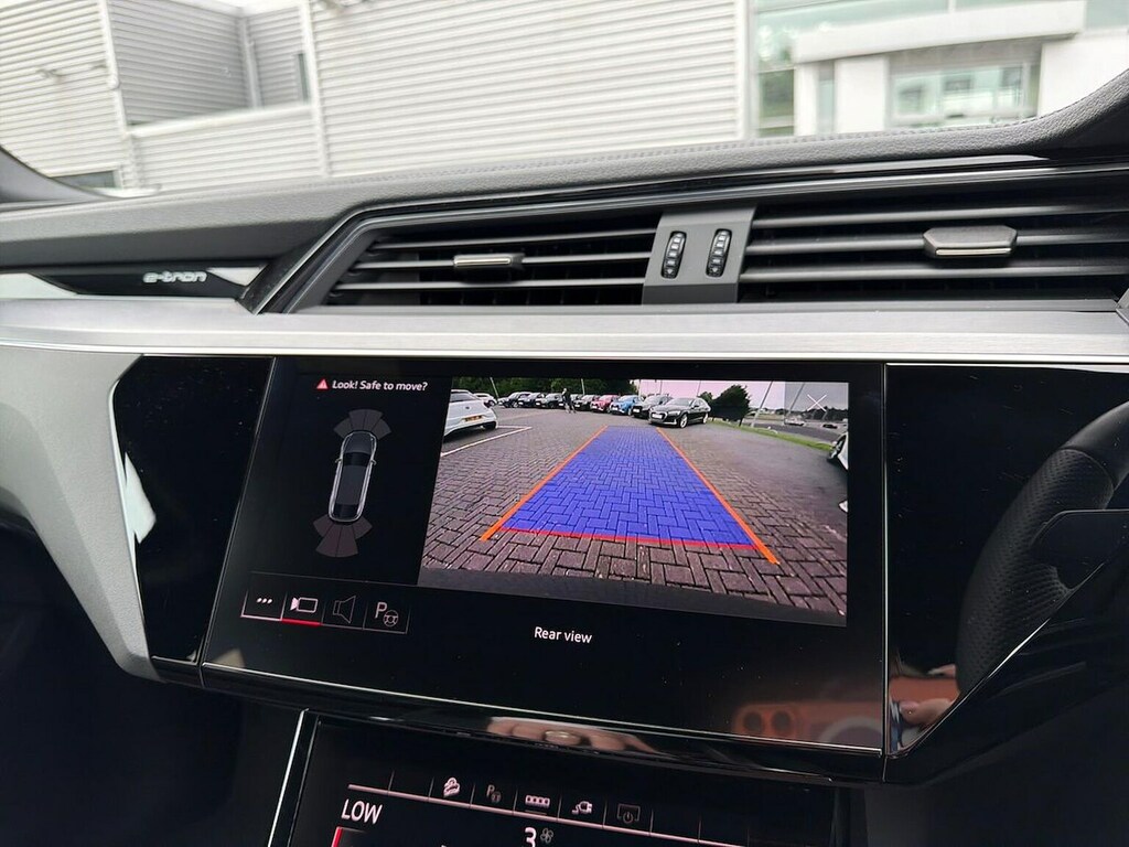 Audi Q8 e tron 250Kw 50 Quattro 95Kwh Black Edition Grey #23