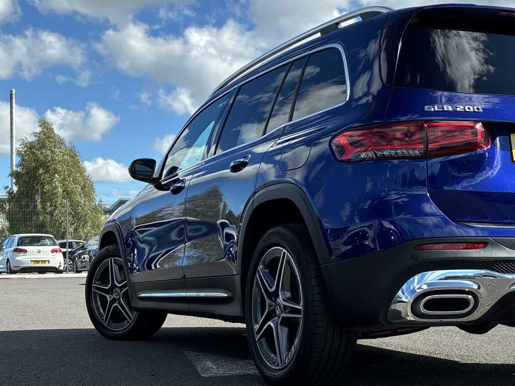 Mercedes-Benz GLB Class Suv 1.3 Glb200 Amg Line Premium Plus 2 7G-dct Eu White #35