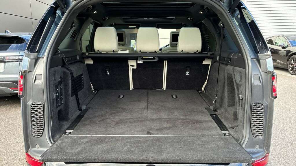 Land Rover Discovery 3.0 Sdv6 Hse 302 Bhp Black #10