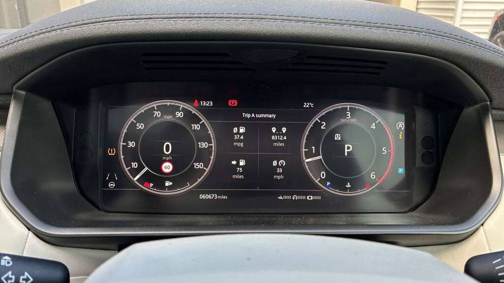 Land Rover Discovery 3.0 Sdv6 Hse 302 Bhp Black #16