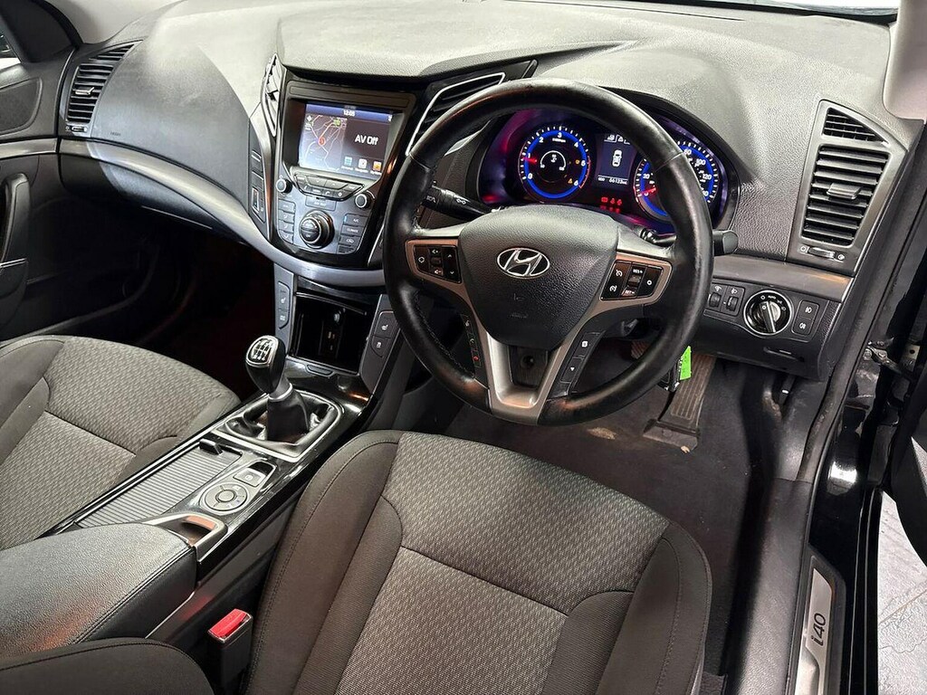 Hyundai I40 1.7 Crdi Premium Blue White #8