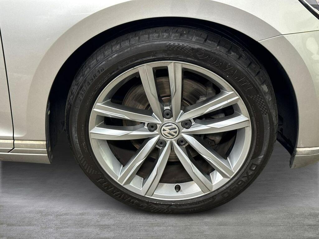 Volkswagen Passat 2.0 Tdi Bluemotion Tech Gt Saloon Dsg E  #6