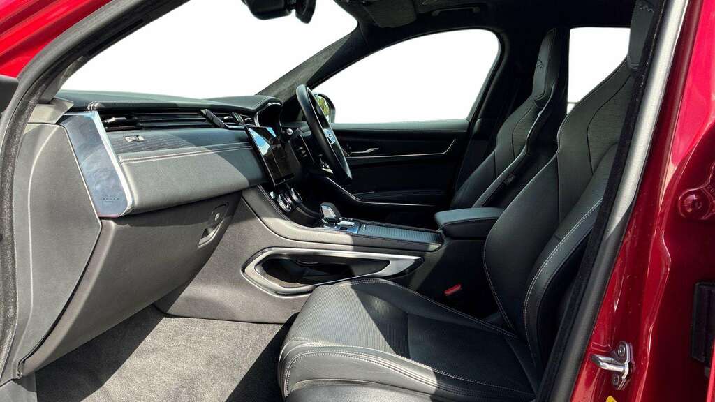 Jaguar F-Pace 2.0 D200 R-dynamic Hse Black Awd  #3