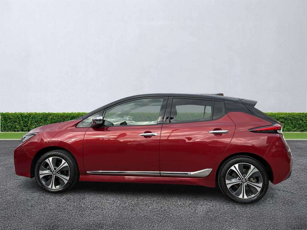 Nissan Leaf 110Kw N-connecta 40Kwh Black #18
