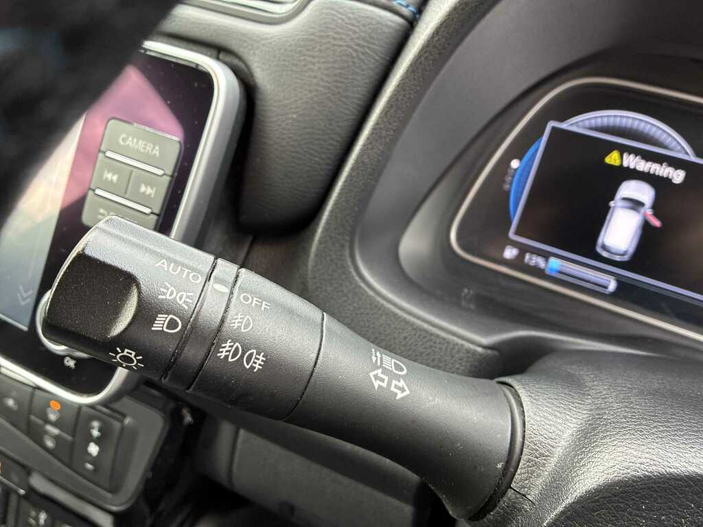 Nissan Leaf 110Kw N-connecta 40Kwh Black #23