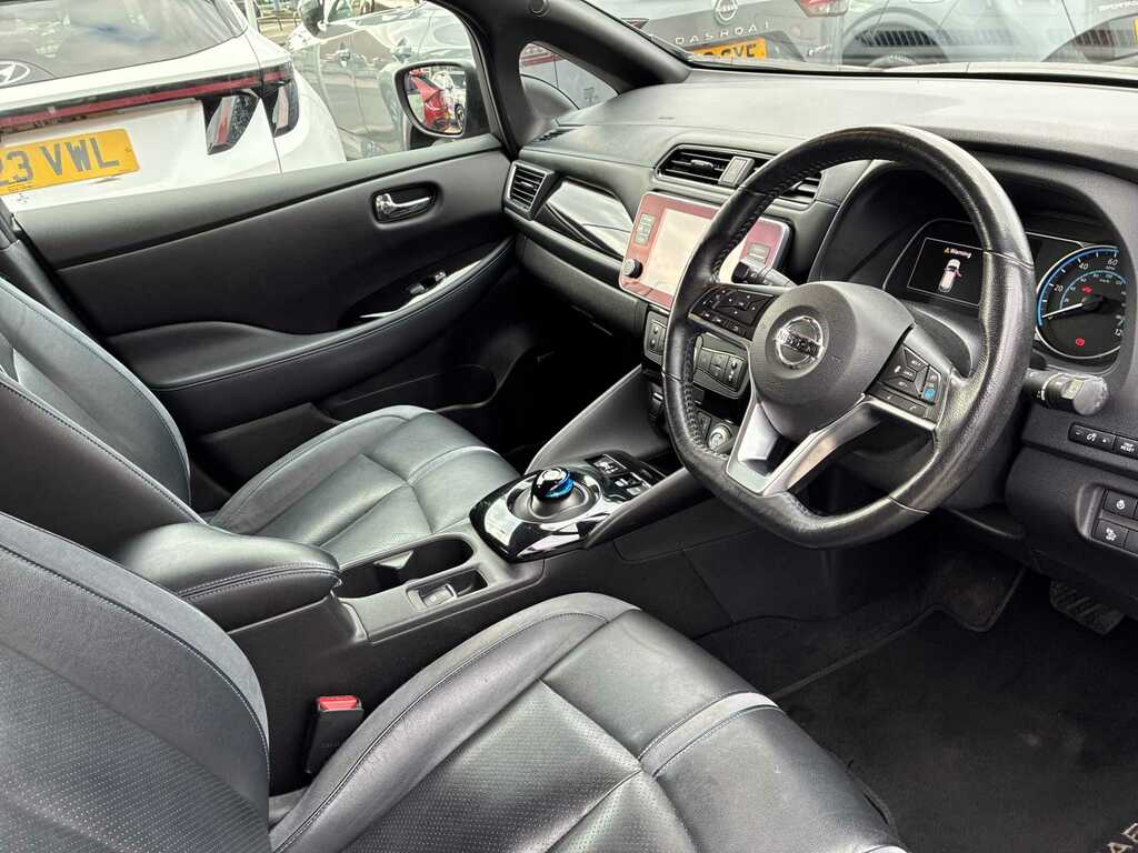 Nissan Leaf 110Kw N-connecta 40Kwh Black #14