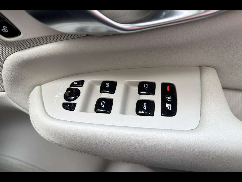 Volvo XC90 B5 Awd Mild Hybrid Plus Dark Black #21
