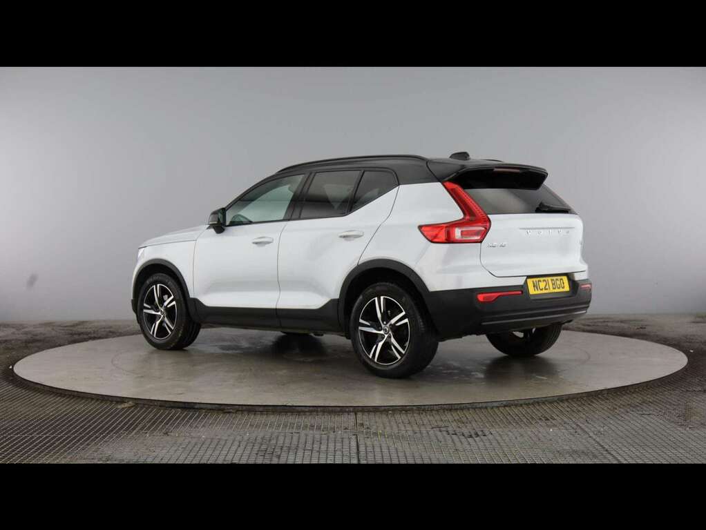 Volvo XC40 Inscription, T3 Black #31