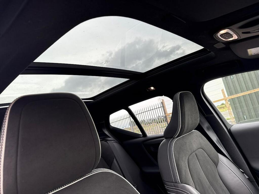 Volvo XC40 2.0 B4p Momentum Awd Silver #30