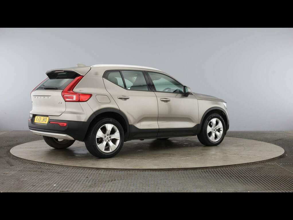 Volvo XC40 Inscription, B4 Mild Hybrid Red #28