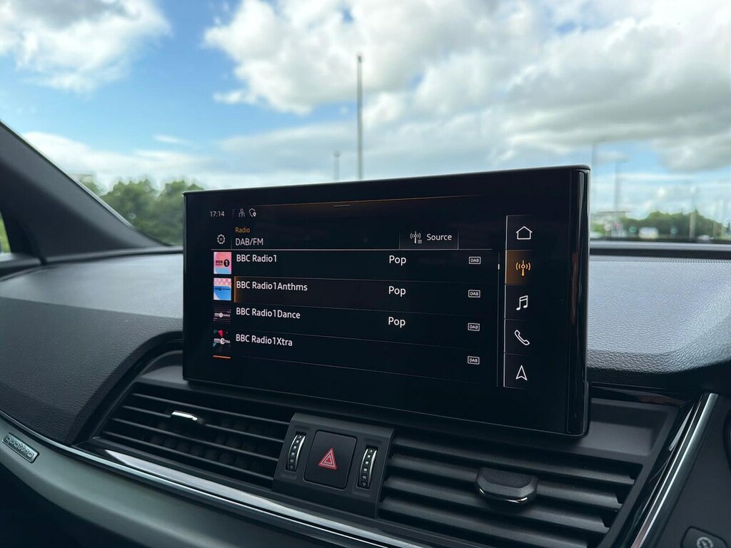 Audi Q5 50 Tfsi E Quattro Edition 1 S Tronic Black #11