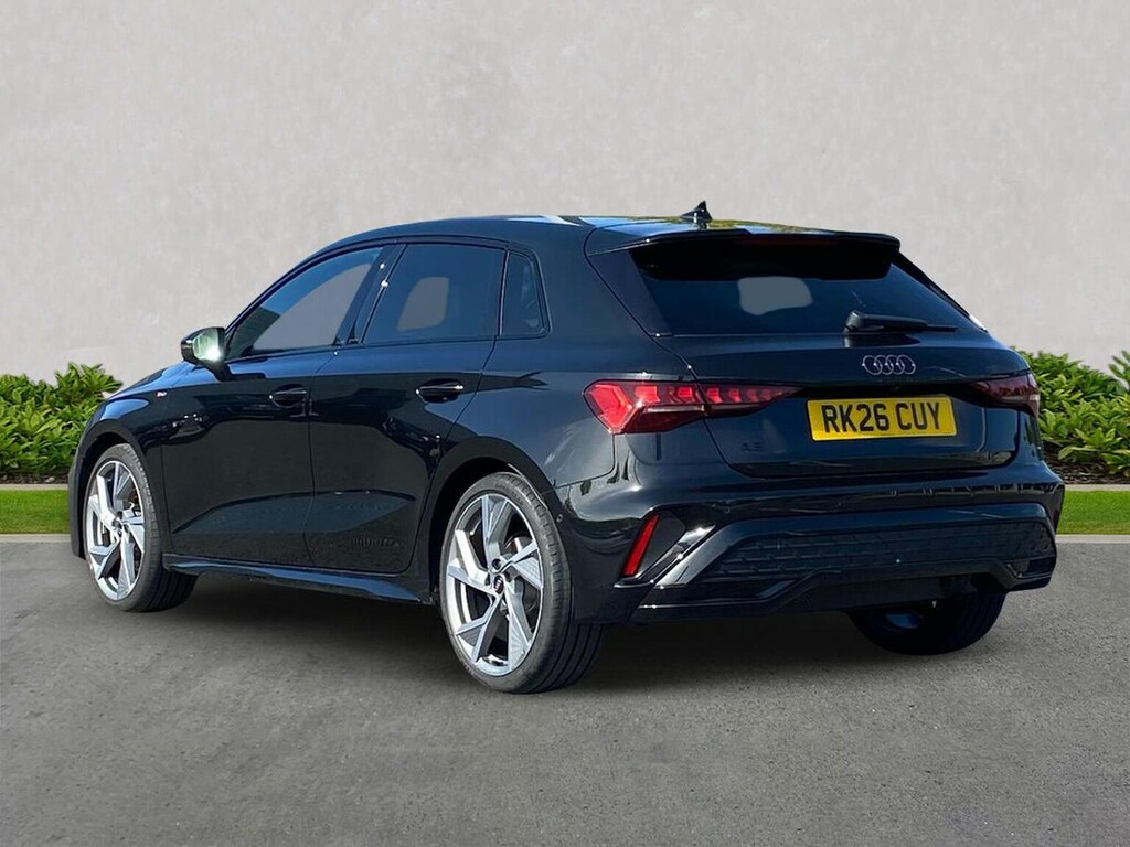 Audi A3 1.5 Tfsi 150 Black Edition Tech Pack  #2
