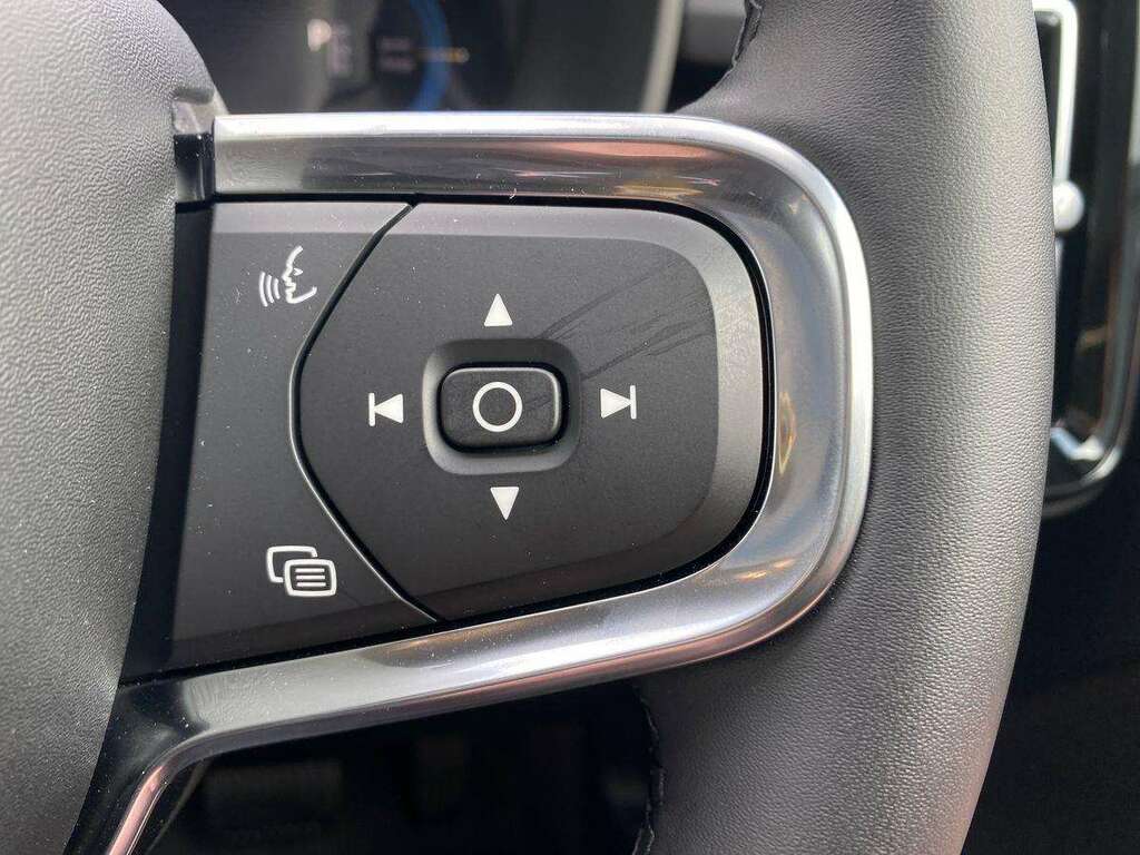 Volvo C40 Recharge Ultimate, Single Motor, Retract Black #25