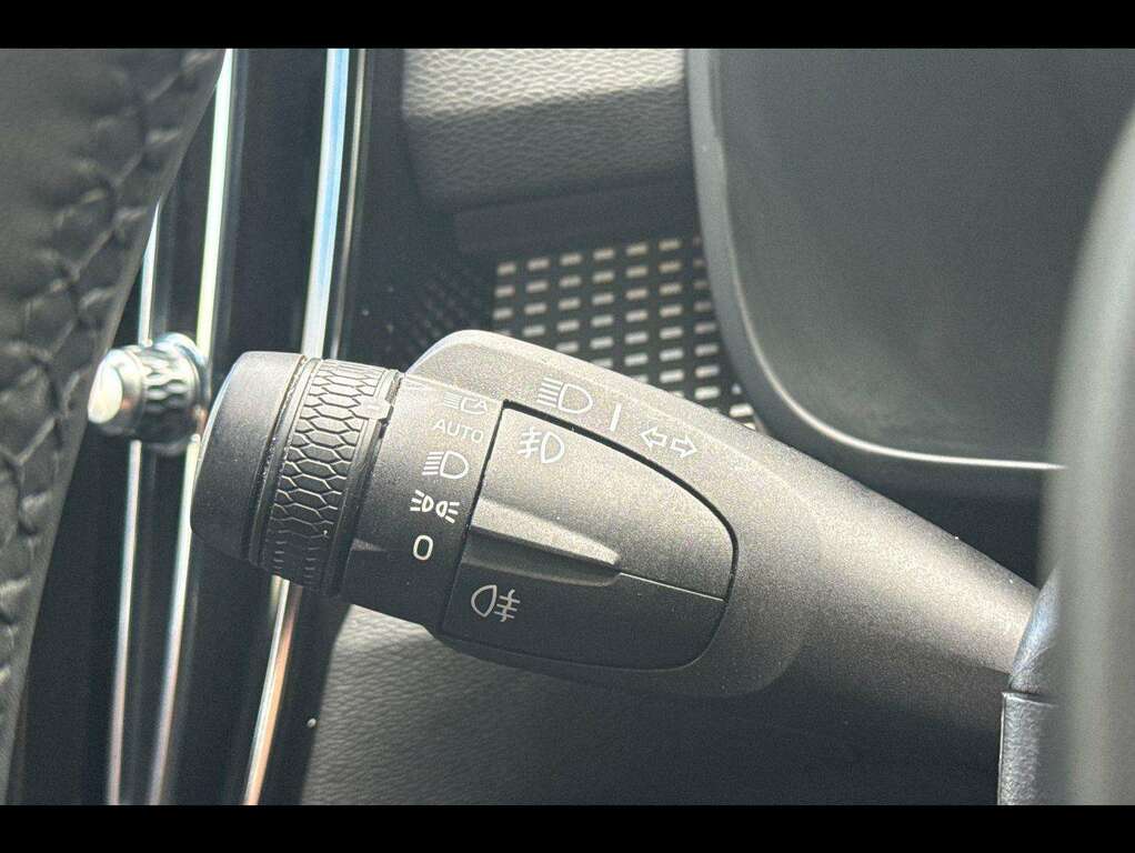 Volvo XC40 Plus, B4 Mild Hybrid, Dark Silver #27