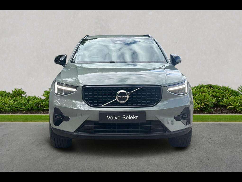 Volvo XC40 2.0 B3p Plus Dark #5