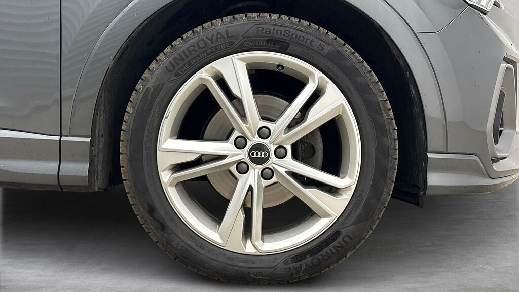 Audi Q3 1.5 Tfsi Cod 35 S Line Suv S Tronic Eur  #4