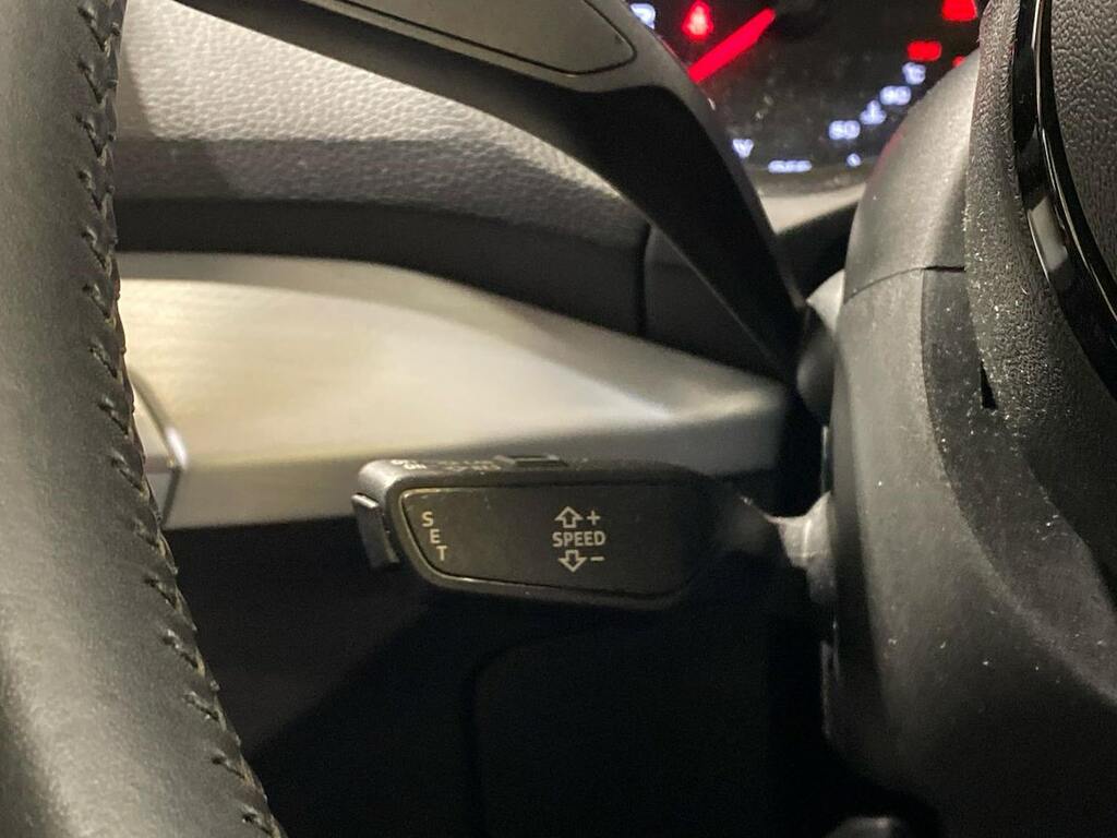 Audi Q2 35 Tfsi Sport S Tronic White #28
