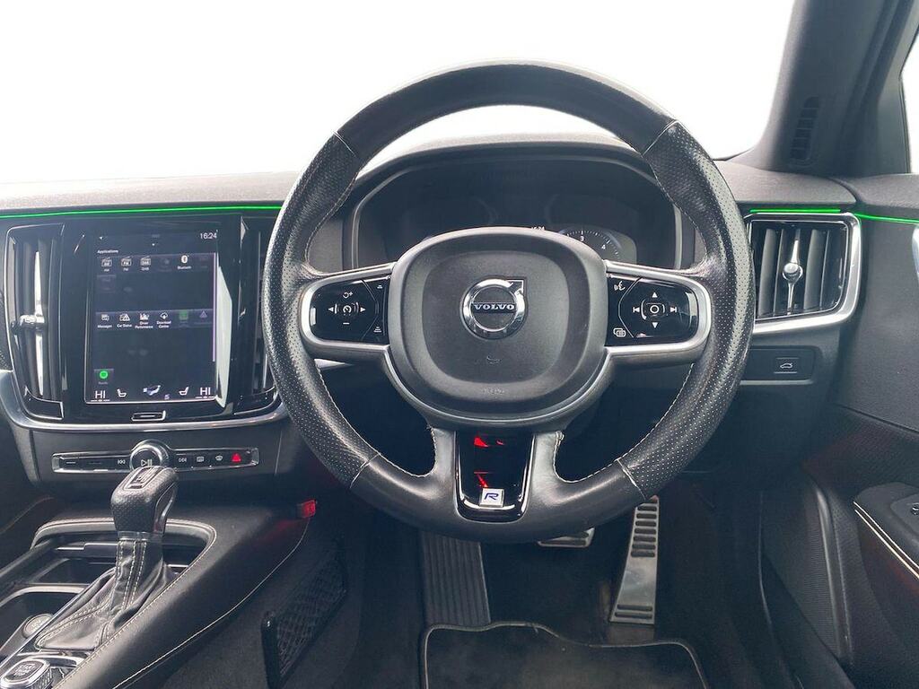 Volvo S90 2.0 D4 Momentum Geartronic Black #9