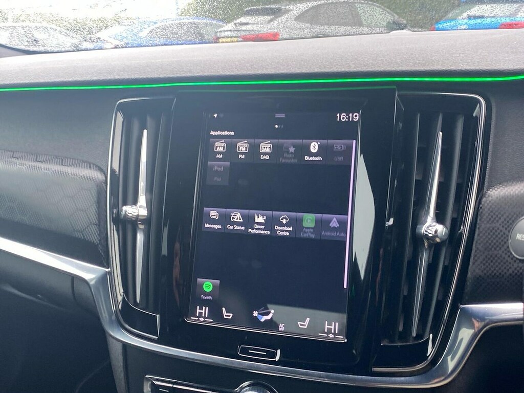 Volvo S90 2.0 D4 Momentum Geartronic Black #24