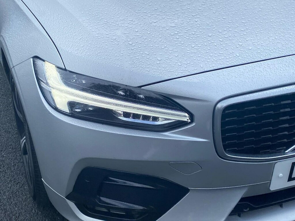 Volvo S90 2.0 D4 Momentum Geartronic Black #31