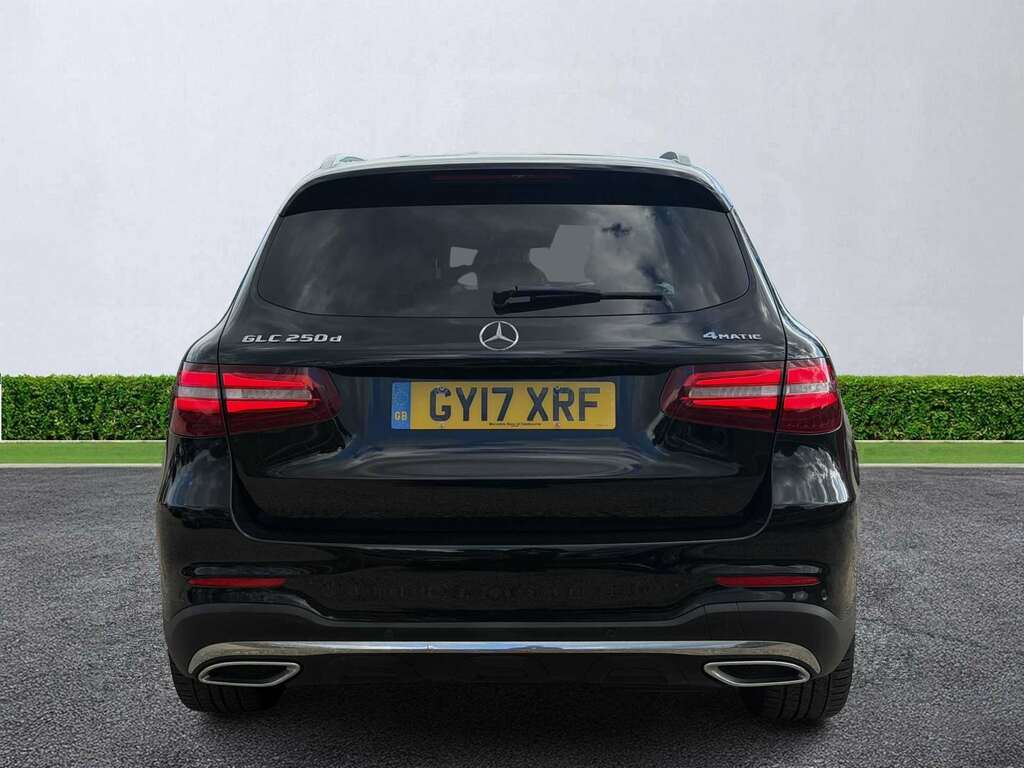 Mercedes-Benz GLC Class Glc 250D 4Matic Amg Line Prem Plus 9G-tronic #4