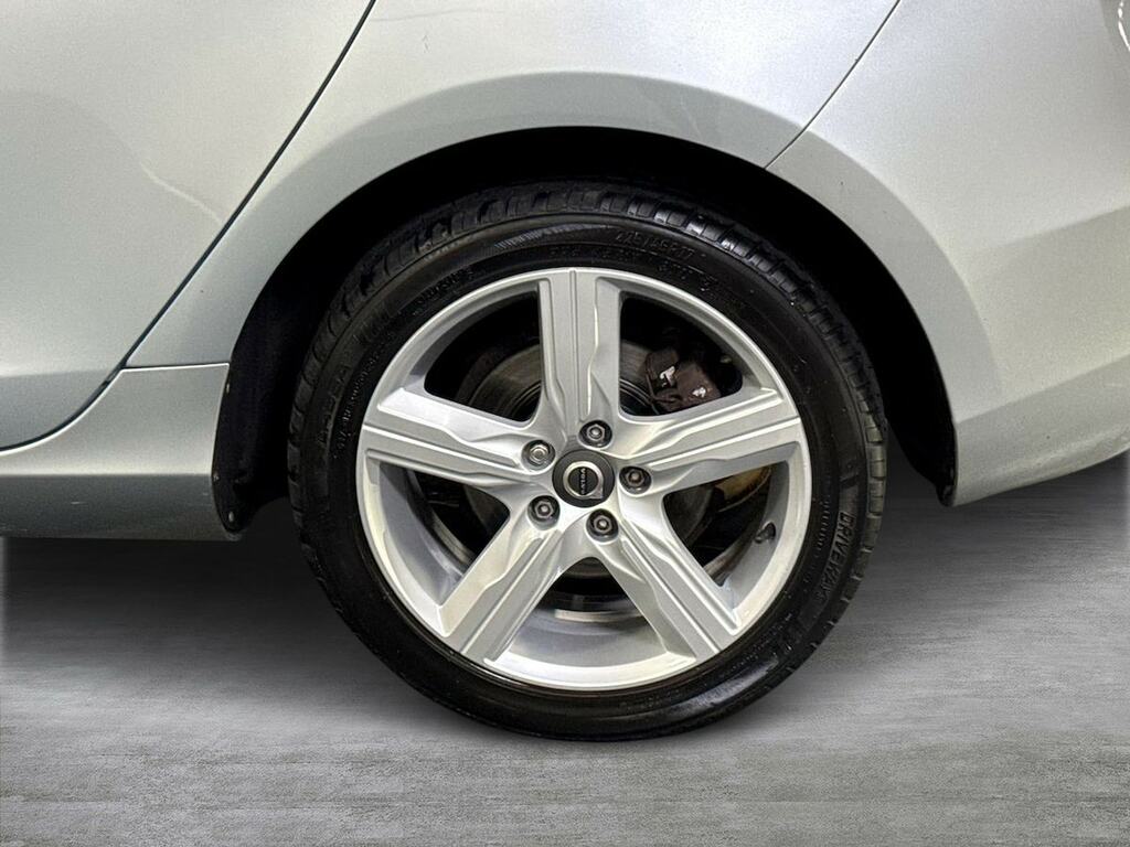 Volvo V40 2.0 T2 R-design Hatchback Euro 6  #6