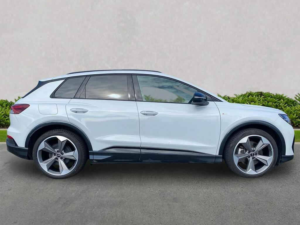 Audi Q4 E Tron 45 Black Edition Suv 82Kwh 286  #3