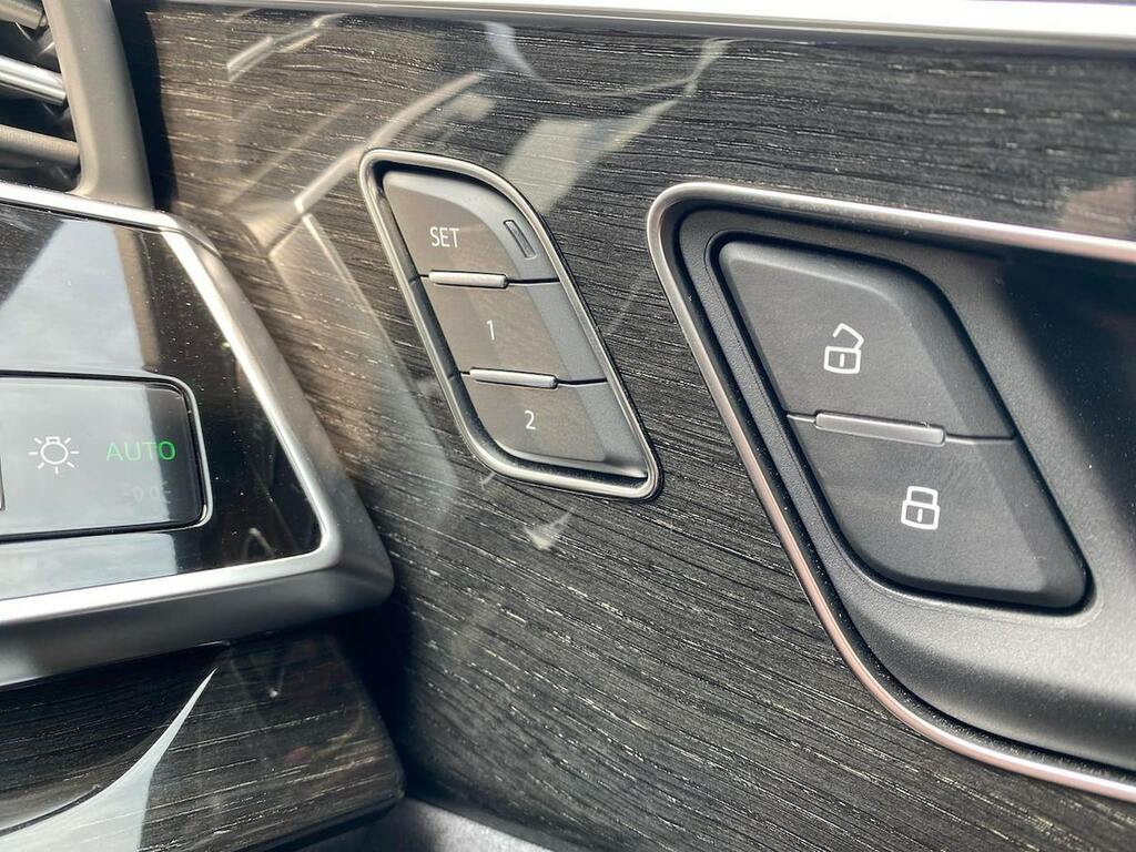 Audi Q8 55 Tfsi Quattro Black Edition Tiptronic Black #22