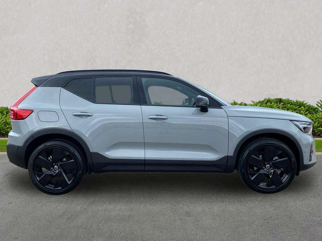 Volvo XC40 2.0 B4p Ultra Black Edition #3