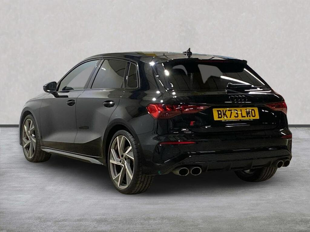 Audi A3 2.0 Tfsi Black Edition Sportback S Tron #2