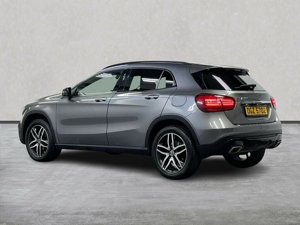 Mercedes-Benz GLA Class 1.6 Gla180 Gpf Urban Edition Suv 7G-dct #2