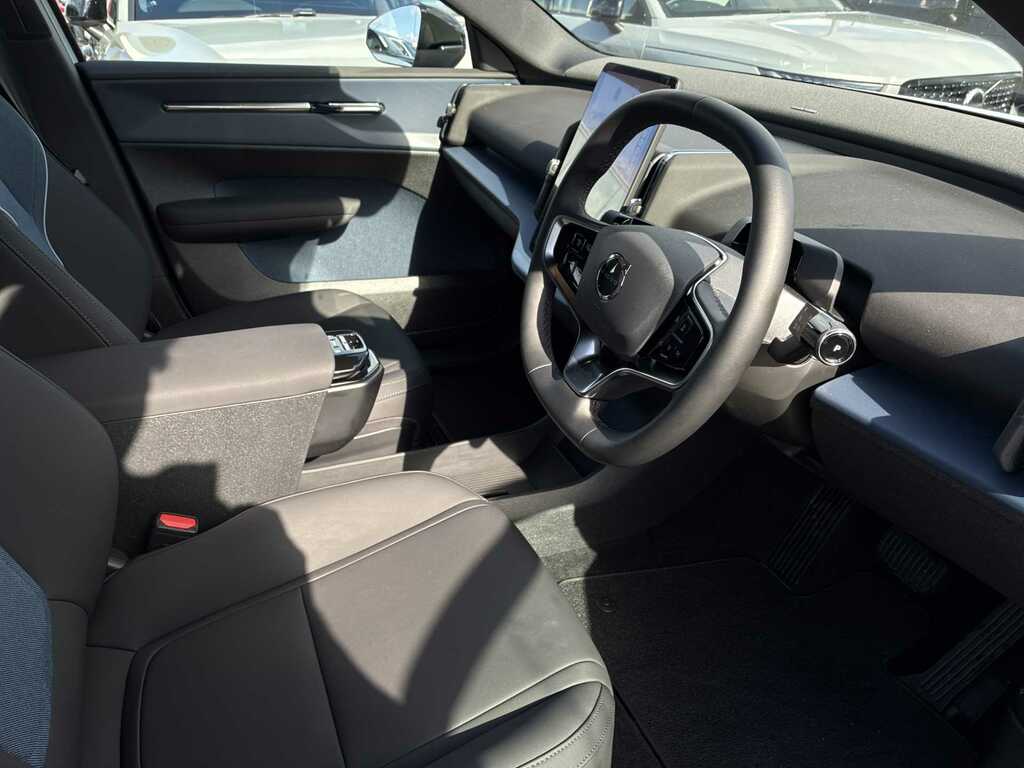 Volvo EX30 200Kw Sm Extended Range Plus 69Kwh #3