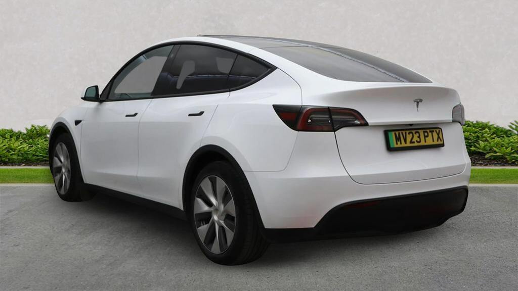 Tesla Model Y Suv Rwd 346 Ps #2