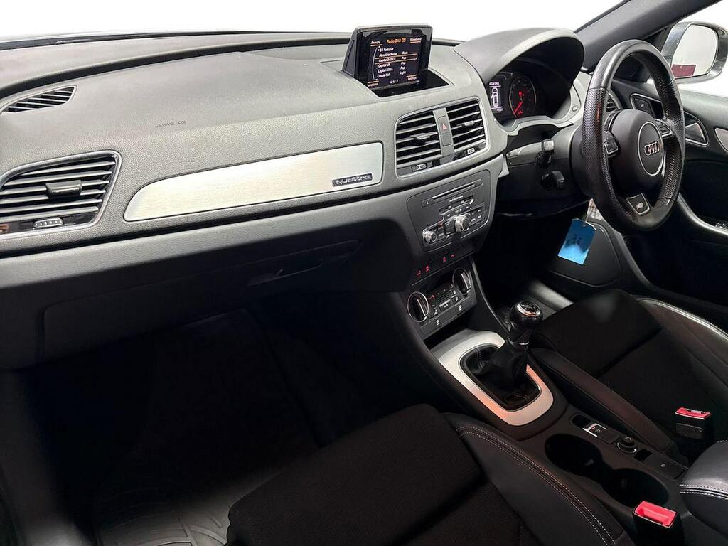 Audi Q3 2017 2.0 Tdi Black Edition Suv Q Black #7