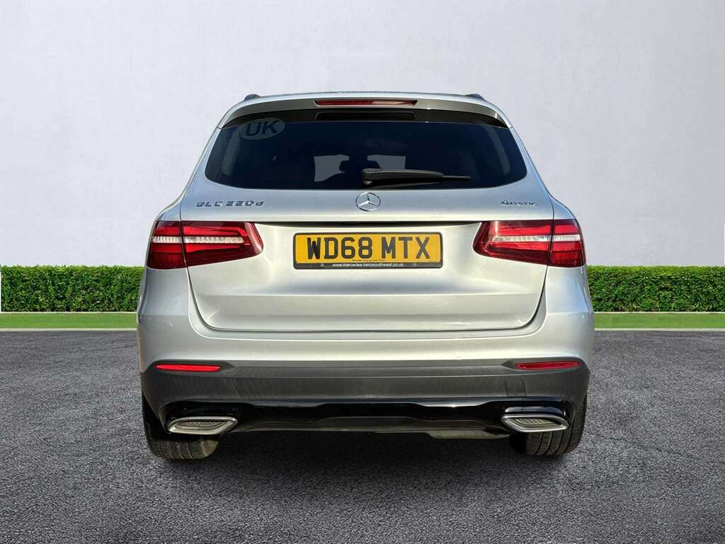 Mercedes-Benz GLC Class Glc 220D 4Matic Urban Edition 9G-tronic #4