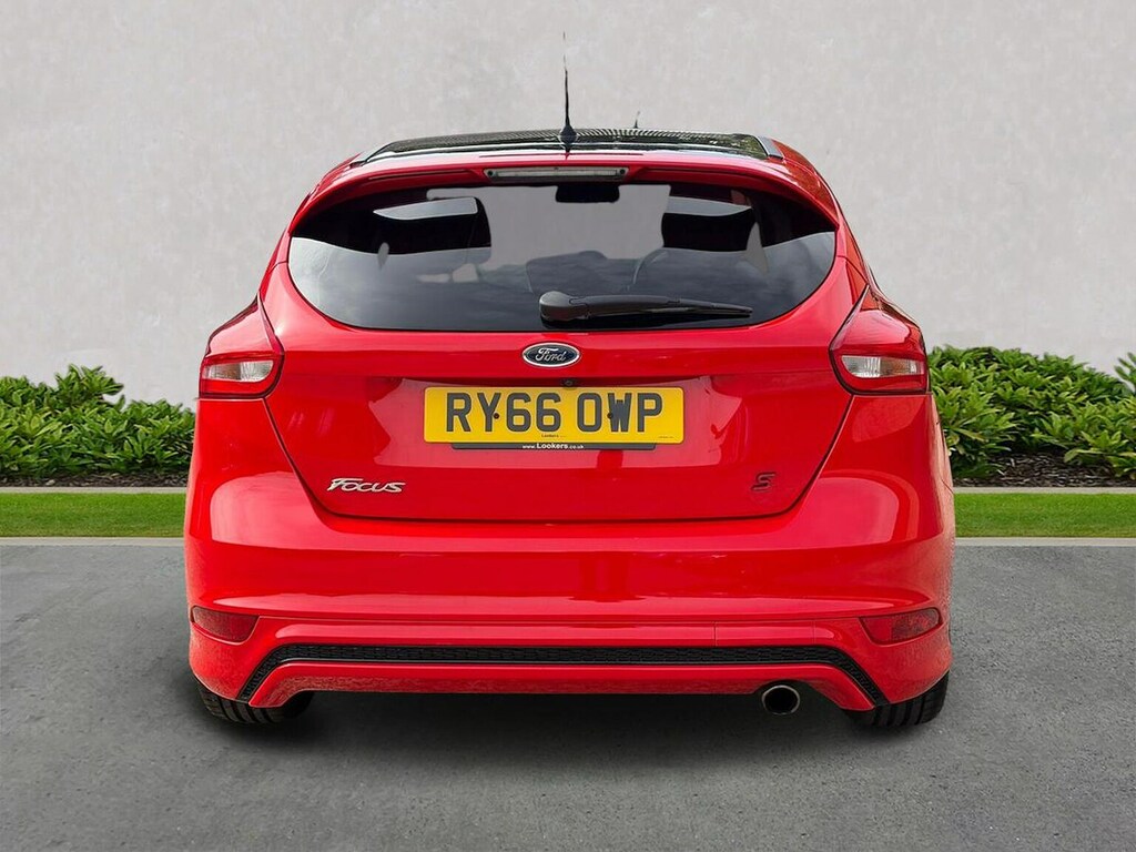 Ford Focus 1.5T Ecoboost Zetec S Red Edition Hatchback Pe  #4