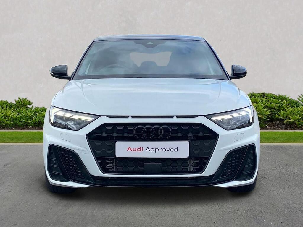 Audi A1 1.5 Tfsi 35 Black Edition Sportback S T  #5