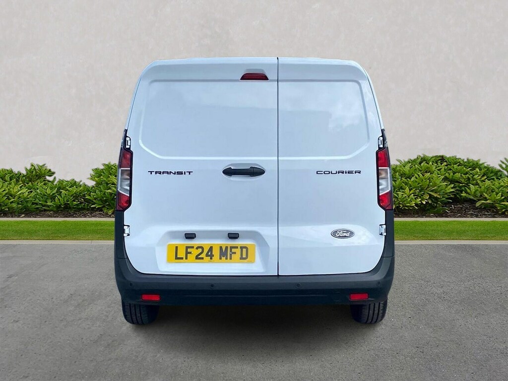 Ford Transit Courier 1.5 Ecoblue Leader Van  #4