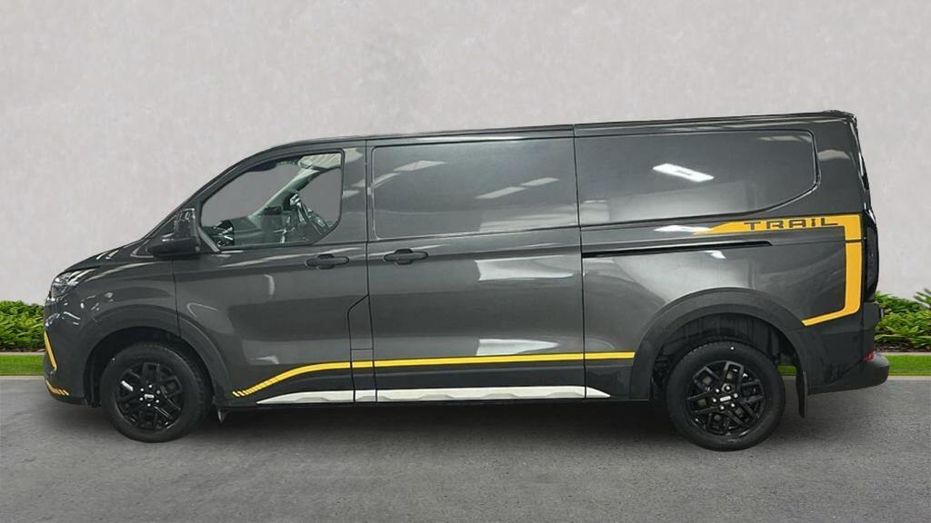 Ford Transit Custom 2.0 320 Ecoblue Trail Panel Van  #3