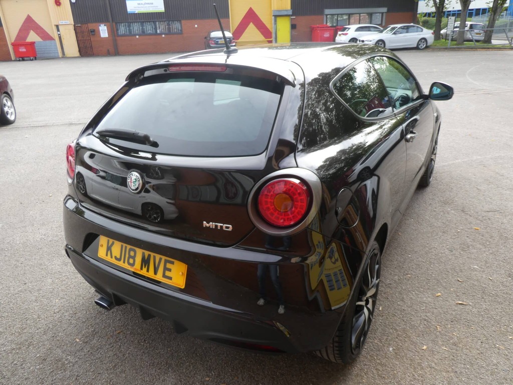 Alfa Romeo MiTo 0.9 Tb Twinair 105 Speciale Stop Start Hatch Black #5