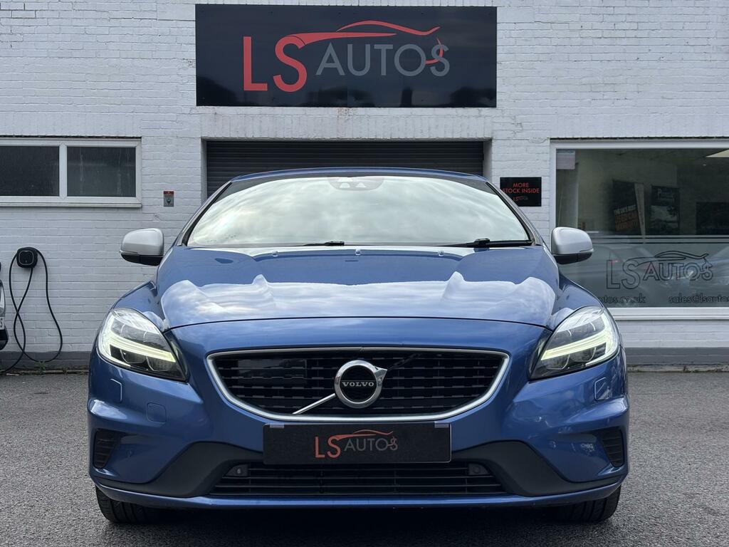 Volvo V40 2.0 D2 R-design Nav Plus Hatchback Manu Blue #2