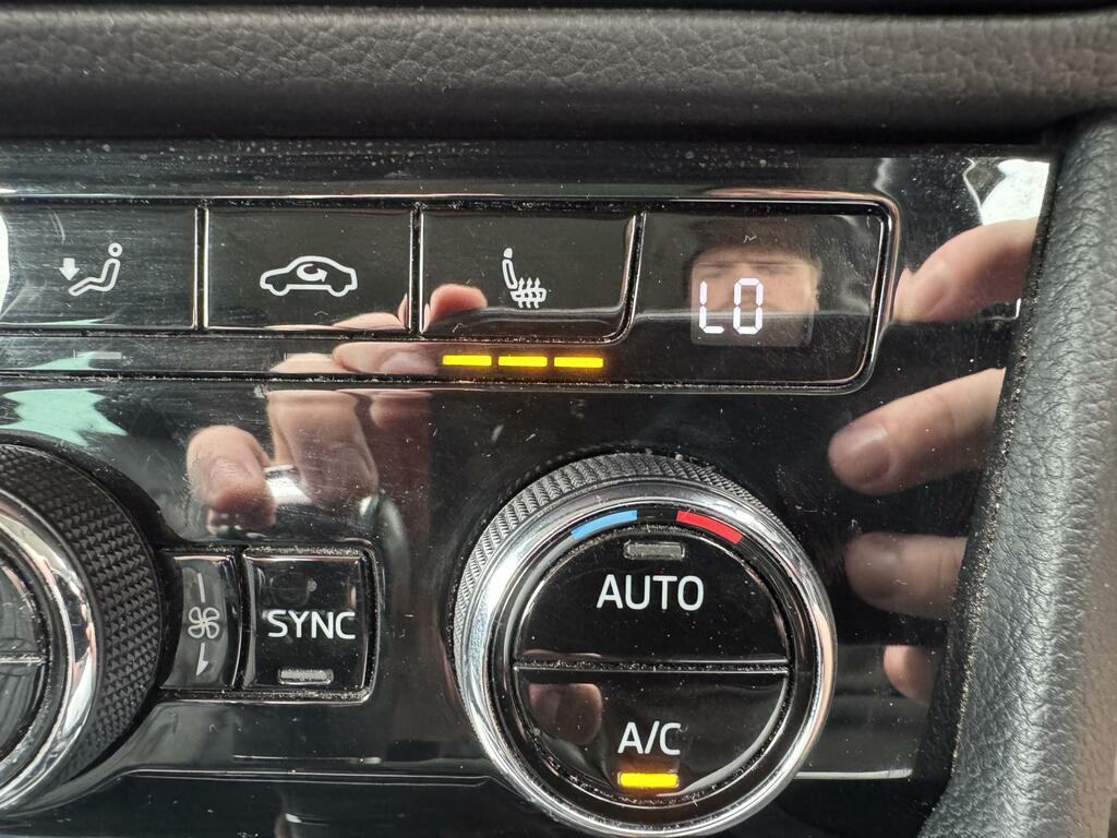 Skoda Superb Tdi Greenline Se Silver #30