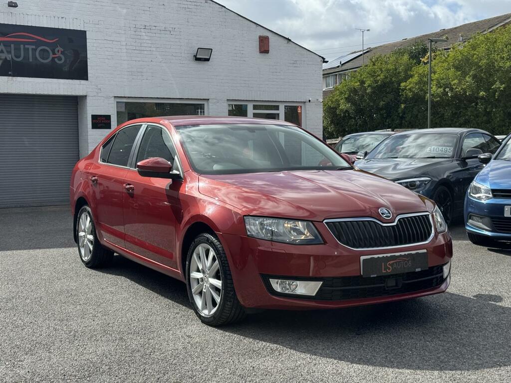 Skoda Octavia Elegance Red #2